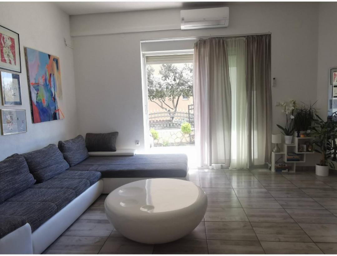 Apartmani Vukovic Rab Town Exterior photo